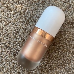 Marc Jacobs dew drops